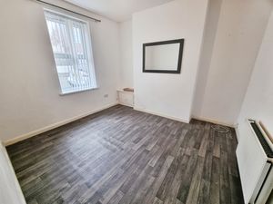 Photo 5- click for photo gallery